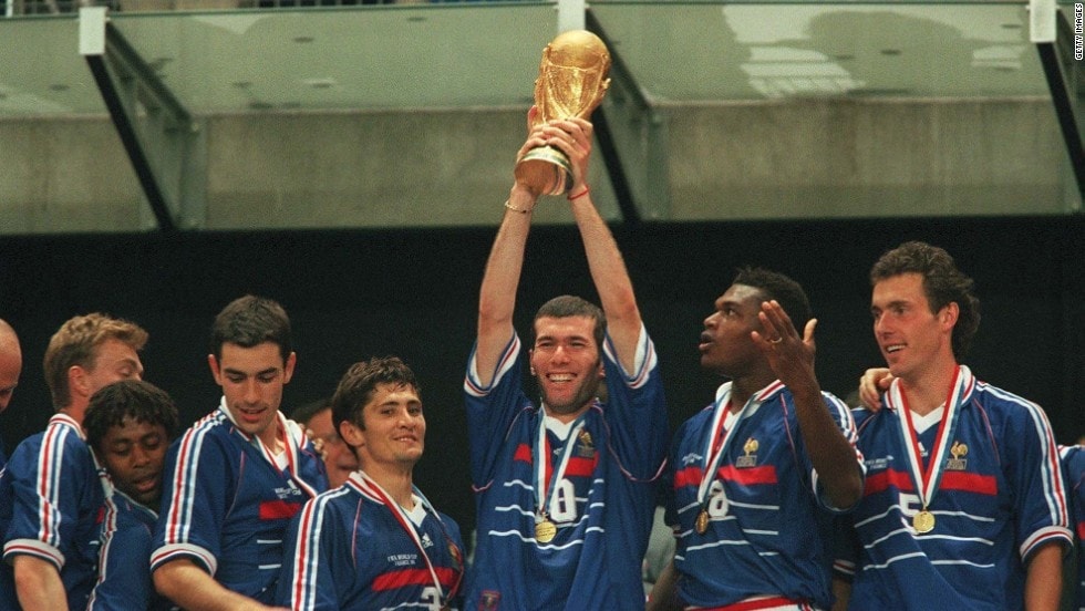 Copa do Mundo 1998: o drama brasileiro e o primeiro título francês ::  História das Copas 